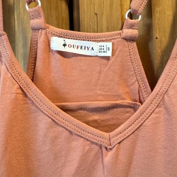 Oufeiya jumpsuit onesie peachy rust  color size small - Picture 4 of 10